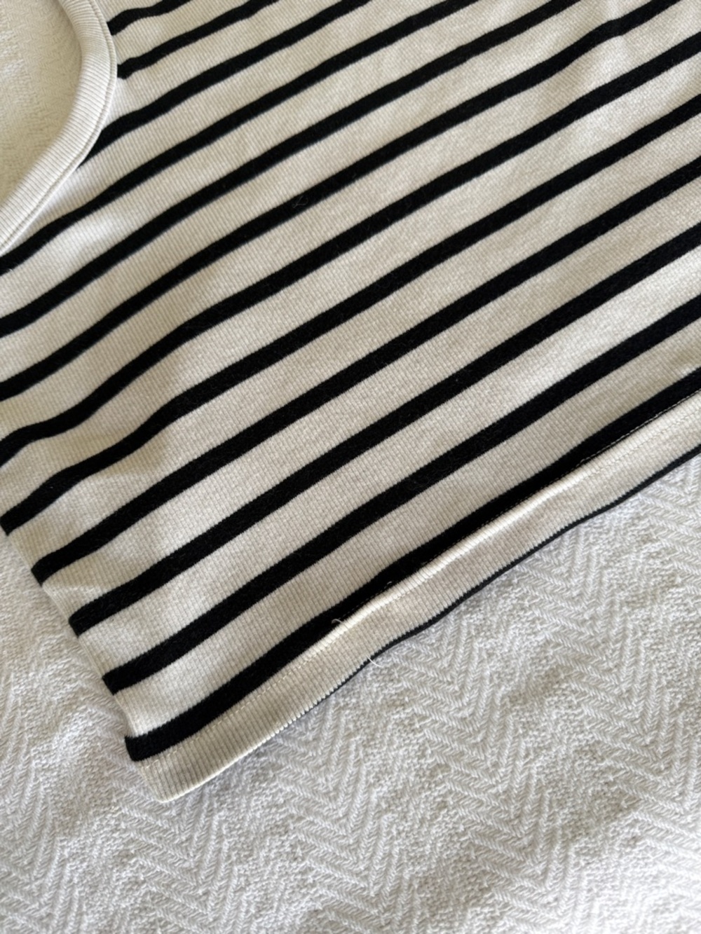 H&M CROPPED RIBBED TANK TOP | Great Bundle Item - Picture 5 of 5